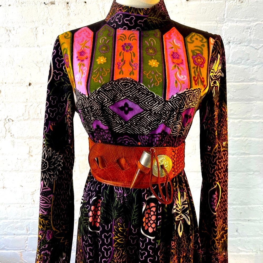 Valentino style vintage maxi dress.